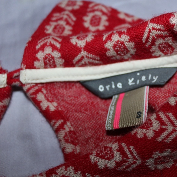 Vintage Red and White Floral Crop Top - Picture 5 of 5